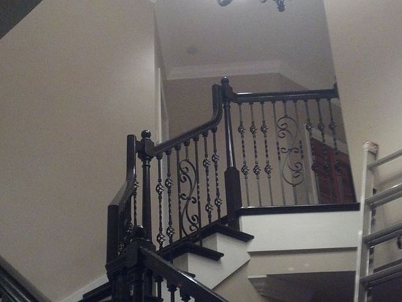 3rd image of 161 Rivermere Ct