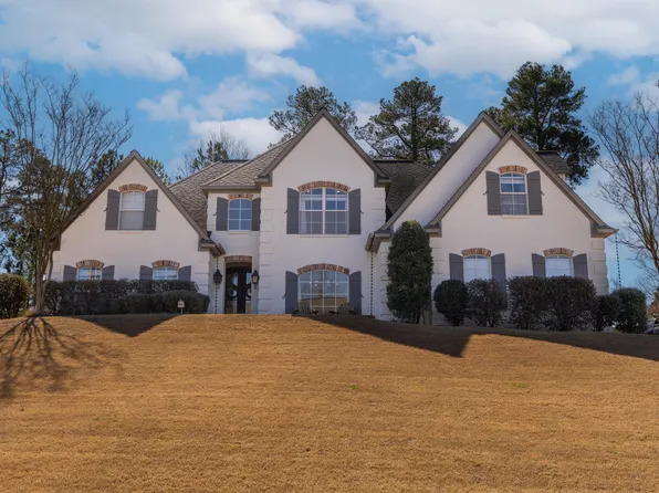 108 Tuxford Rd, Starkville, MS 39759