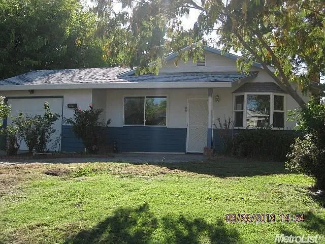 500 Wales Dr photo 1