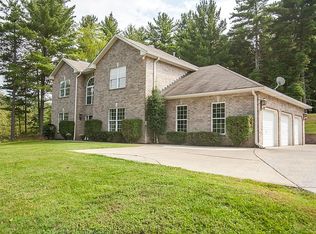 6624 Shedden Rd, Greenbrier, TN 37073