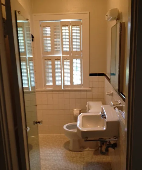 1724 Crump Ave — Photo 13