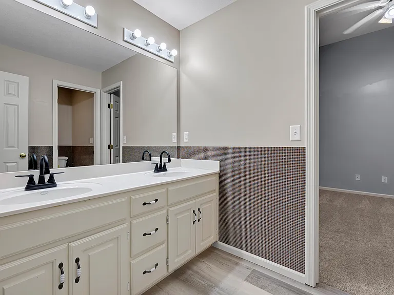 14090 S Greenwood St #1 — Photo 25