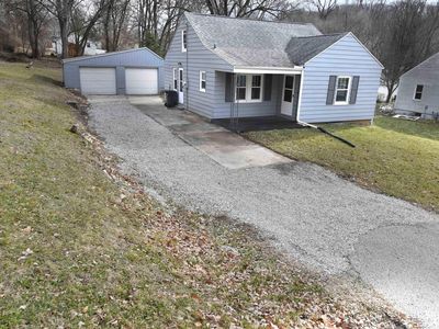 111 Gardner Ave, East Peoria, IL, 61611