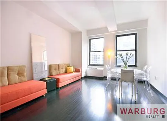 Rented by Warburg | media 2