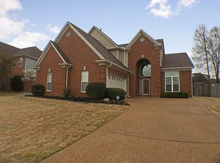 324 N Ericson Rd, Cordova, TN 38018