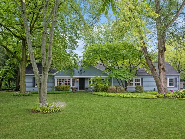 749 Happ Rd, Northfield, IL 60093