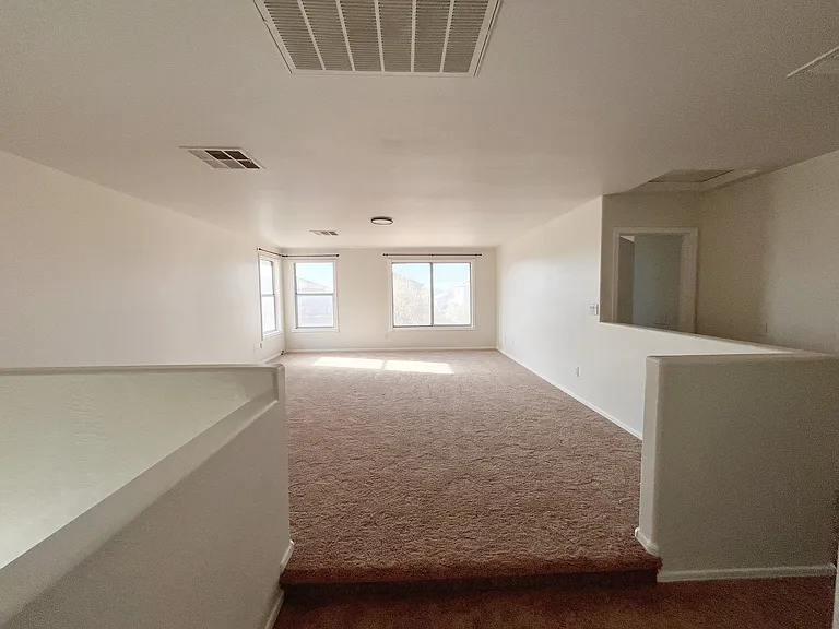 1444 W Roosevelt Ave — Photo 9