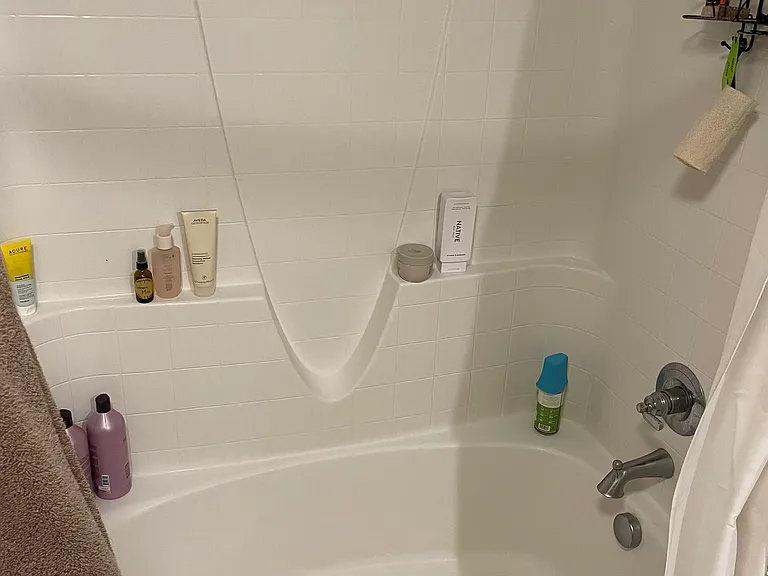660 SW Inby St — Photo 17