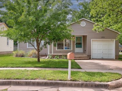 1201 E 2nd Ave, Winfield, KS, 67156
