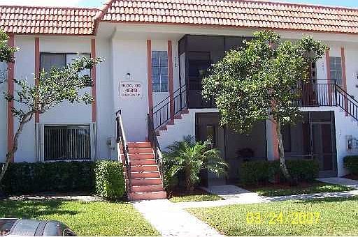 1st image of 439 Lakeview Dr APT 102