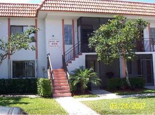 439 Lakeview Dr APT 102, Weston, FL 33326