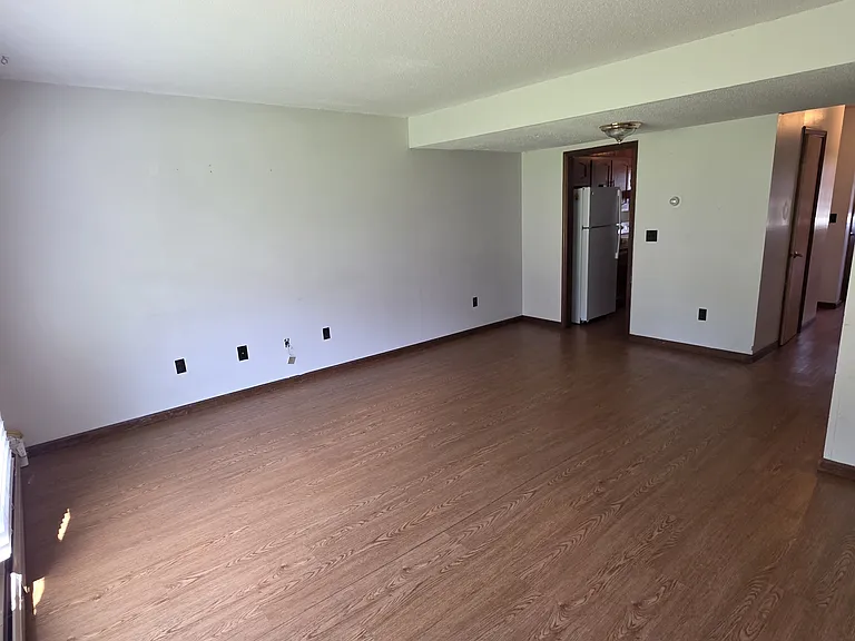 254 Mount Hope Ave — Photo 6