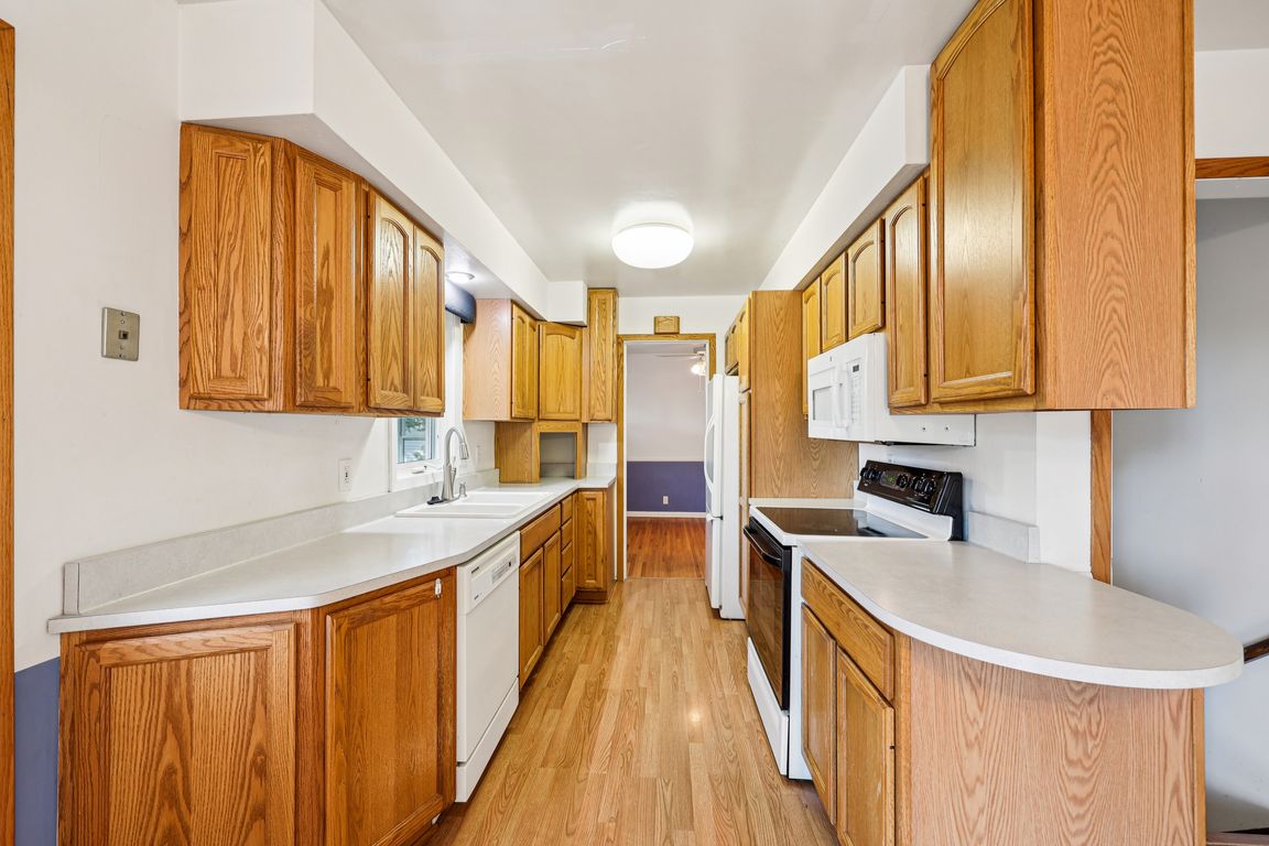 next background image