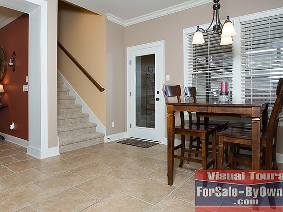5th image of 3841 Village Center Dr