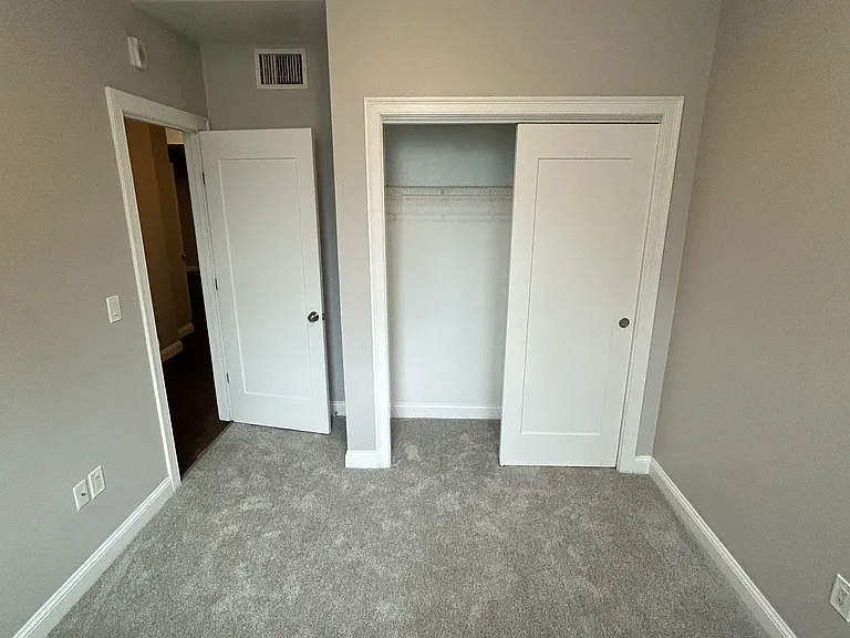 11 Merrymount Rd #1R — Photo 9