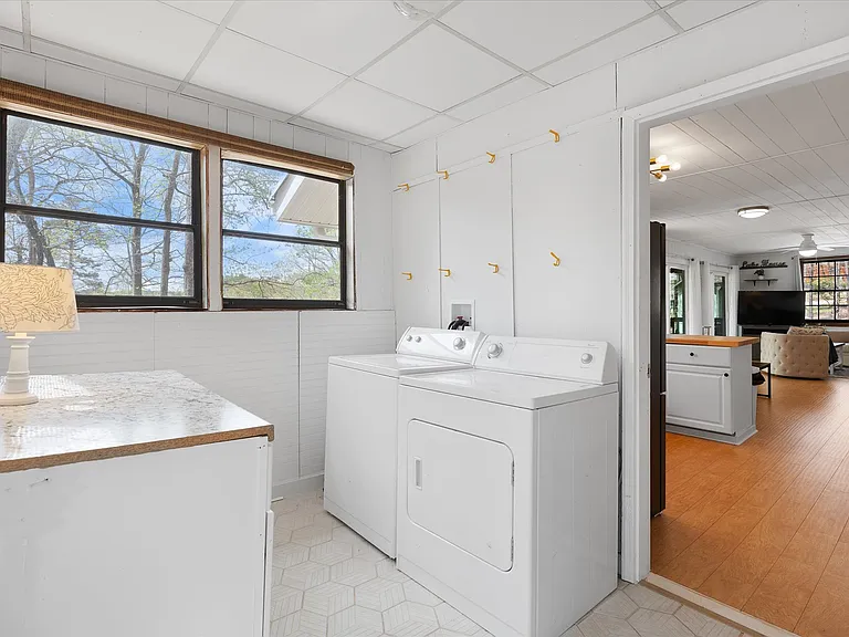 117 Woods Ln — Photo 20