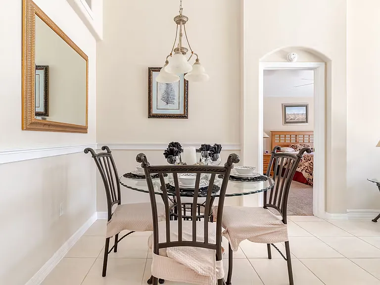 1137 Liberty Hall Dr — Photo 10