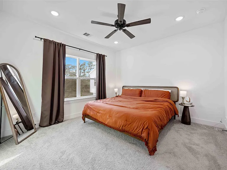 5702 Breland St #D — Photo 8