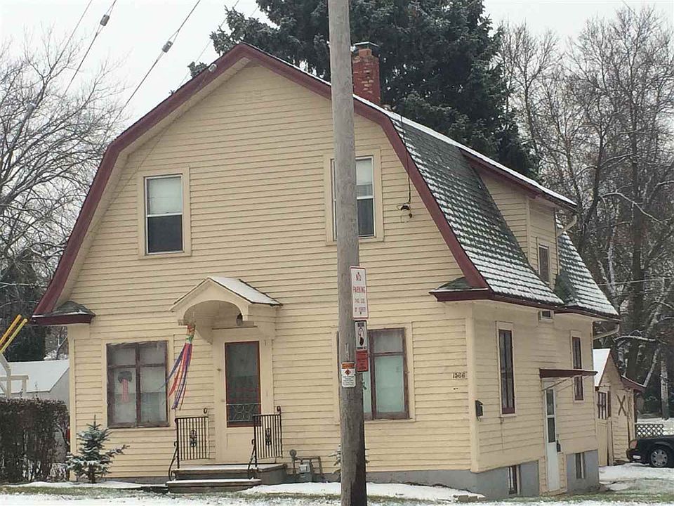 1st image of 1566 E Mason St
