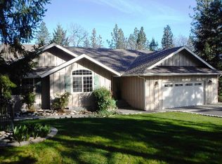 745 Eric Loop, Grants Pass, OR 97526