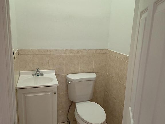 5th image of 5300 Osage Ave