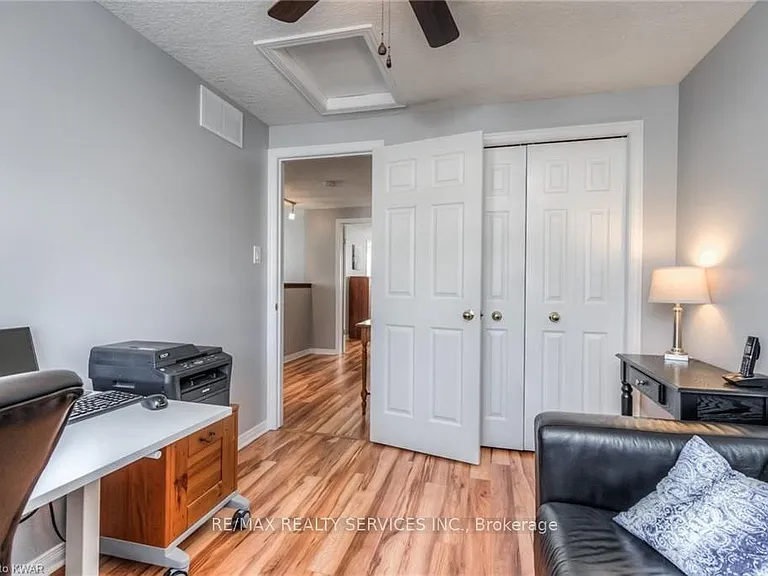 317 Briarmeadow Dr — Photo 15