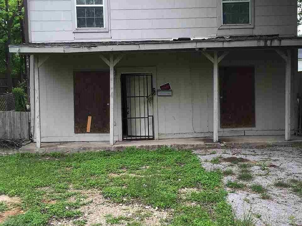 2nd image of 708 N 6th St