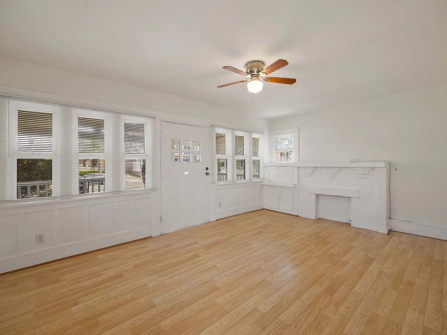 3 bed, 1200 sqft, $4,500 — Photo 3