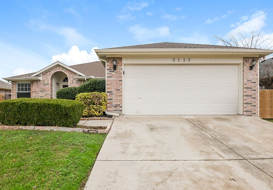 1st image of 5133 Eastcreek Dr