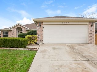 5133 Eastcreek Dr, Arlington, TX 76018