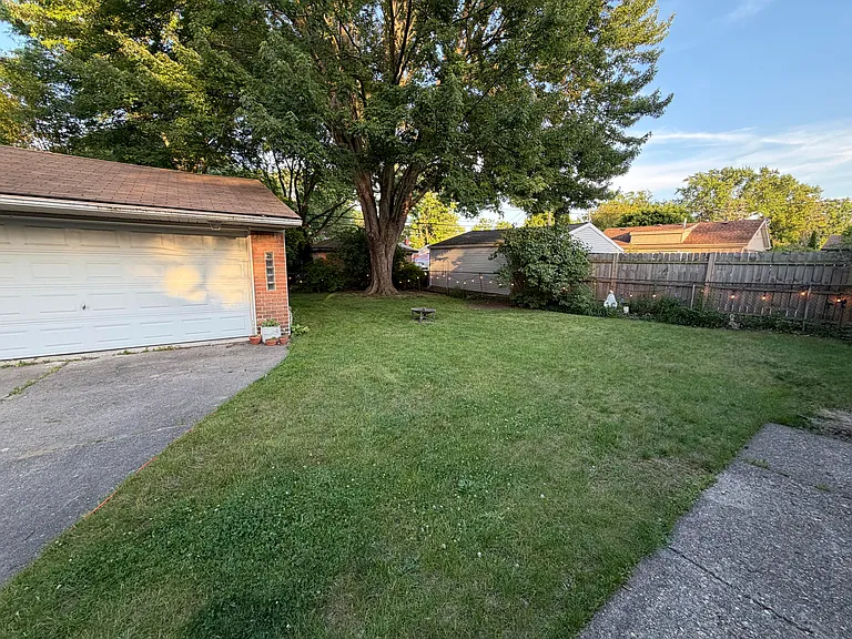 9294 Woodring St — Photo 23