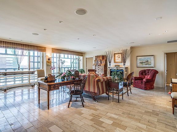 4th image of 3525 Turtle Creek Blvd APT 18E