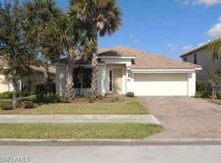2103 Sagebrush Cir, Naples, FL 34120
