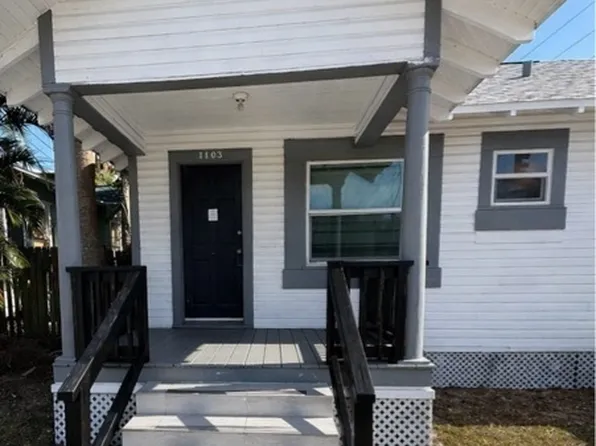1103 Drew St #1, Clearwater, FL 33755