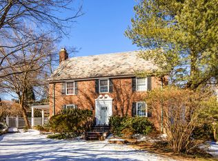 22 Glenwood Rd, Scarsdale, NY 10583