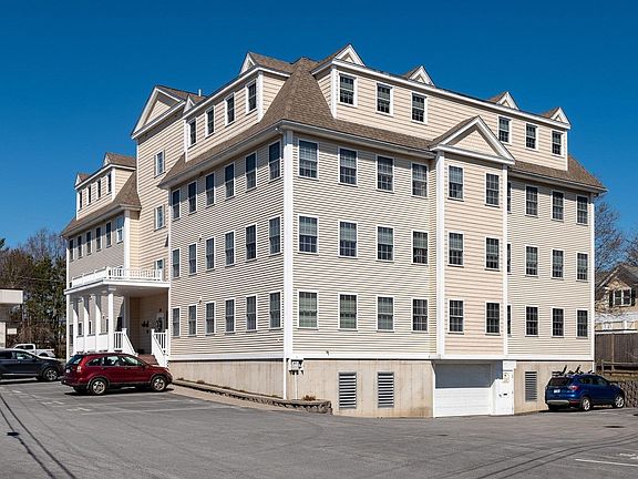 2nd image of 105 Winnacunnet Road #5