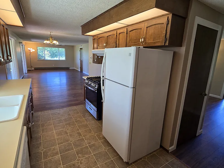 11615 Wagner Rd — Photo 8