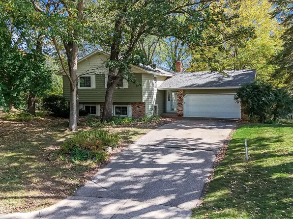 13205 W Manor Blvd, Burnsville, MN 55337