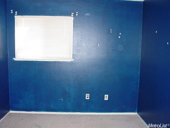 5th image of 7468 Blackthorne Way