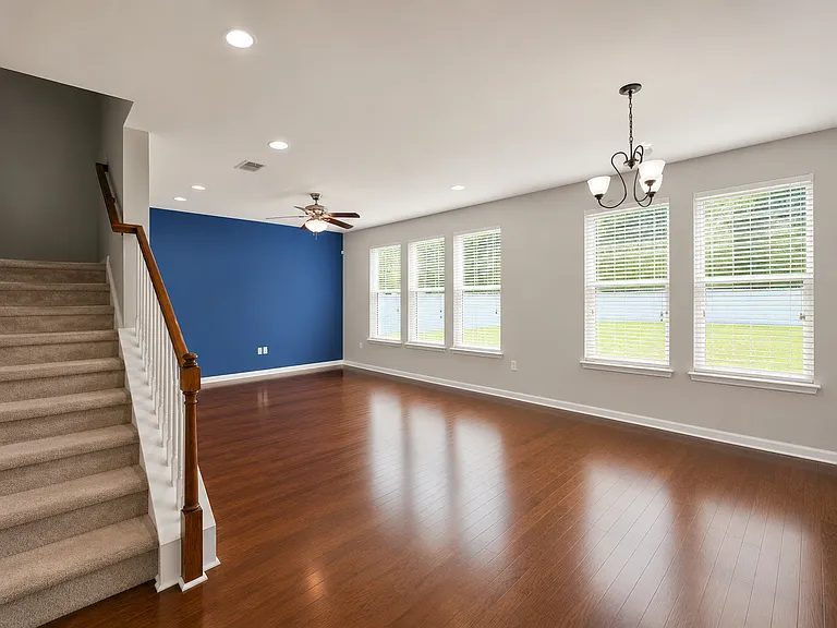 120 Campania St — Photo 10