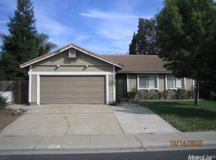 1121 Summerview Dr, Stockton, CA 95210