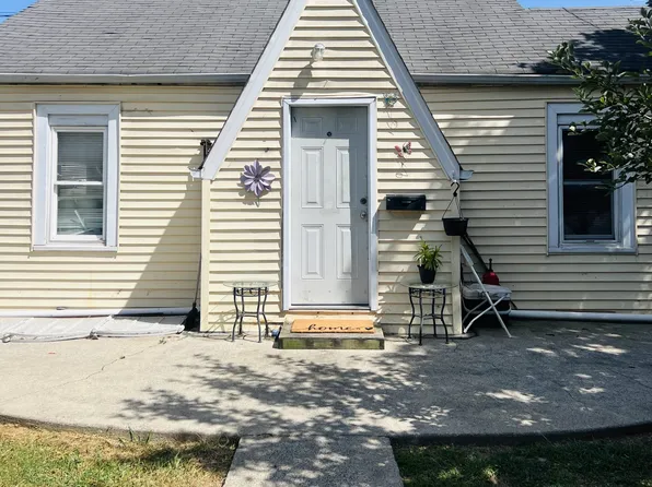 501 High St APT A, Dickson, TN 37055