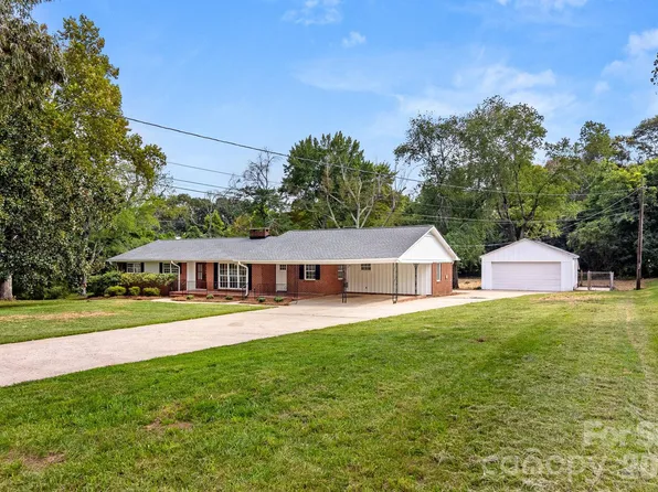 1103 W Elm St, Shelby, NC 28152
