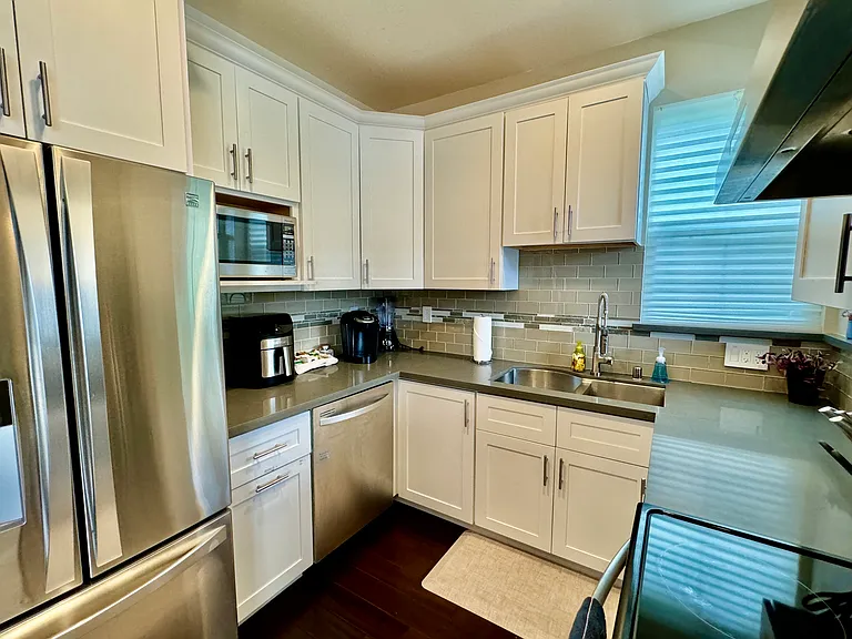 Fully stocked modern kitchen