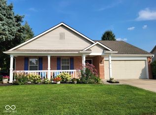 1217 Avalon Cir, Greenwood, IN