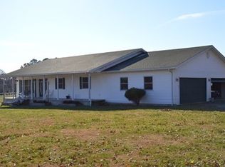 2747 Charley Good Rd, West Frankfort, IL 62896