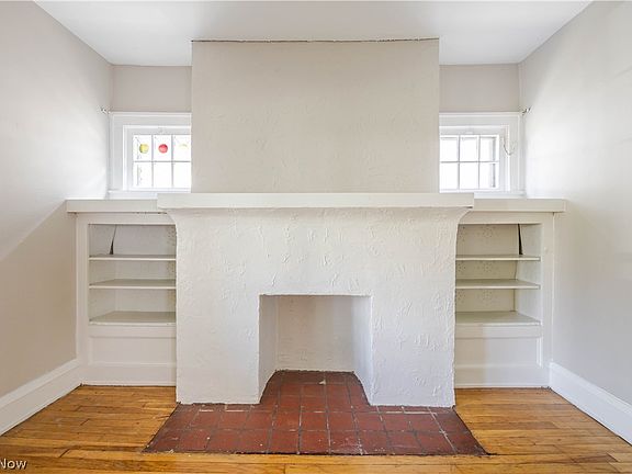 5th image of 1695 Glenmont Rd