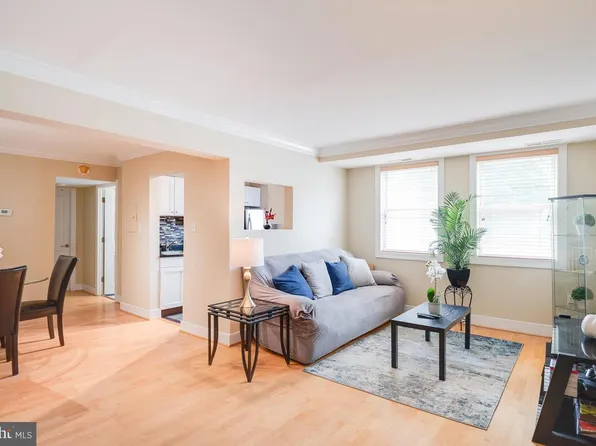 2841 Gainesville St SE APT 303, Washington, DC 20020