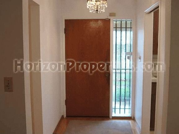 (4) : 2528 Butano Dr Sacramento, CA