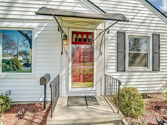 4th image of 106 E Jeffrey Pl